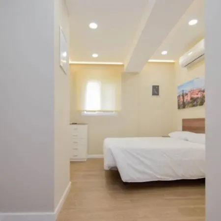 Home4u San Ambrosio בית נופש גרנדה